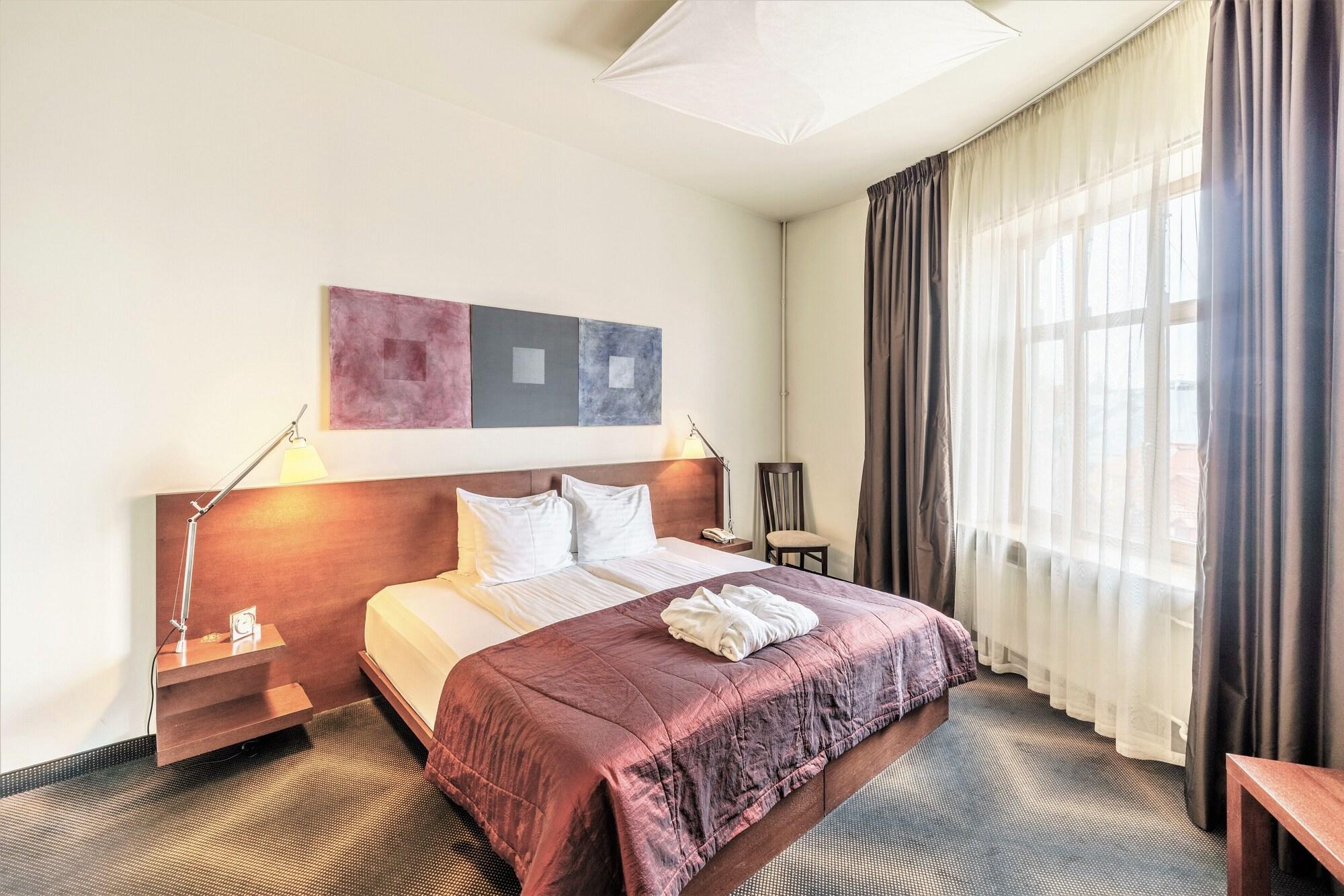 Rixwell Centra Hotel Riga Bagian luar foto