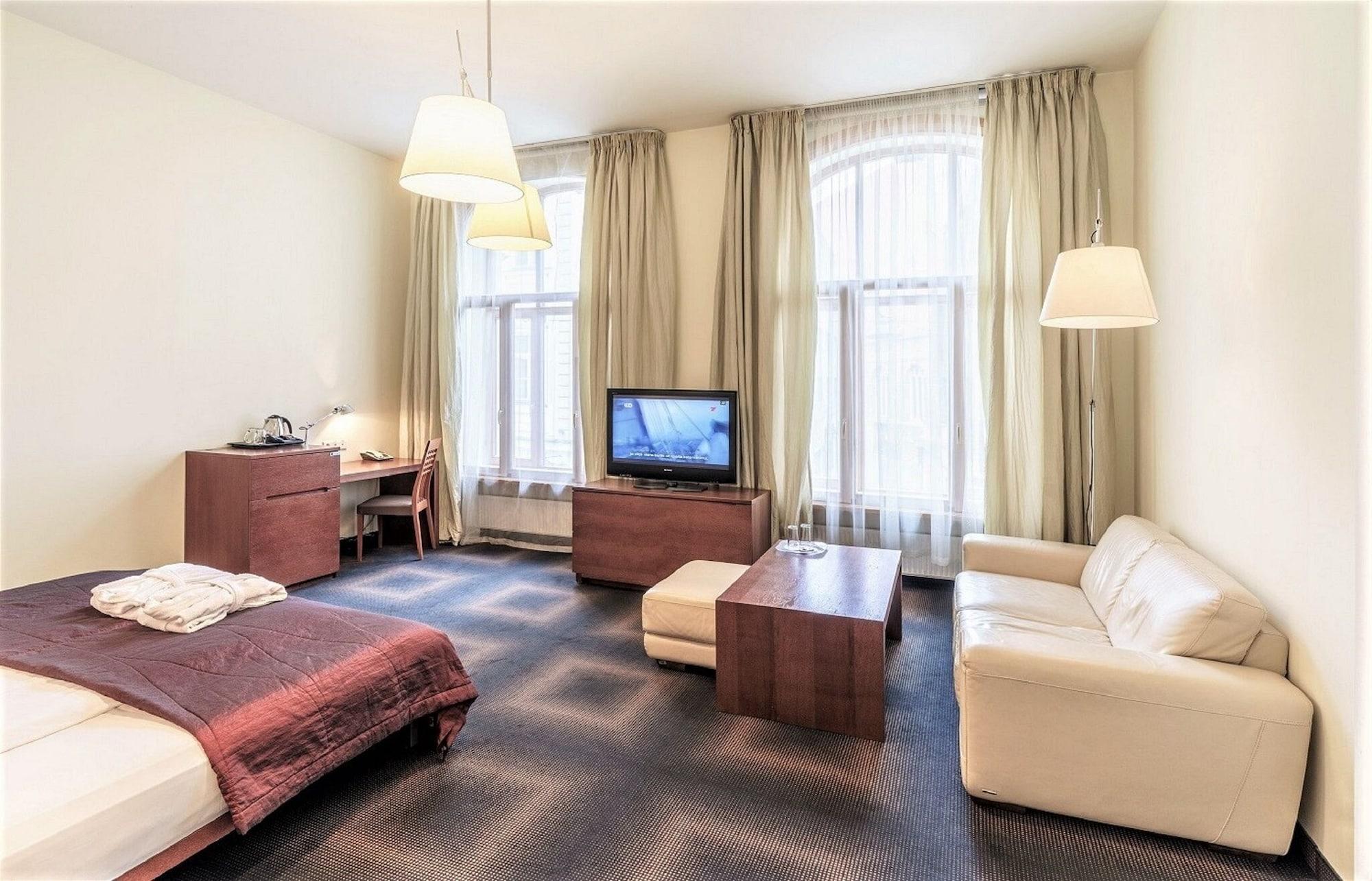 Rixwell Centra Hotel Riga Bagian luar foto