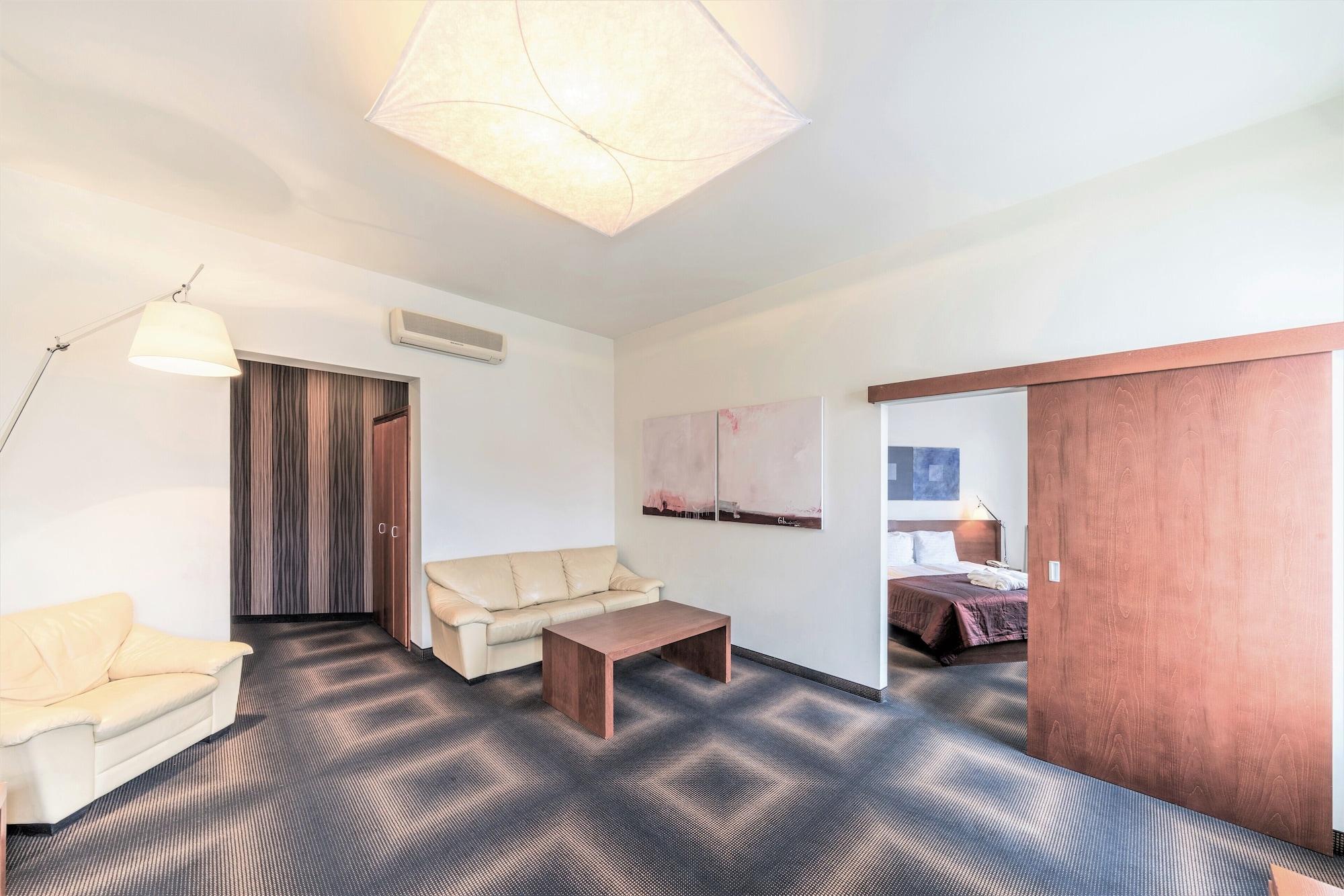 Rixwell Centra Hotel Riga Bagian luar foto