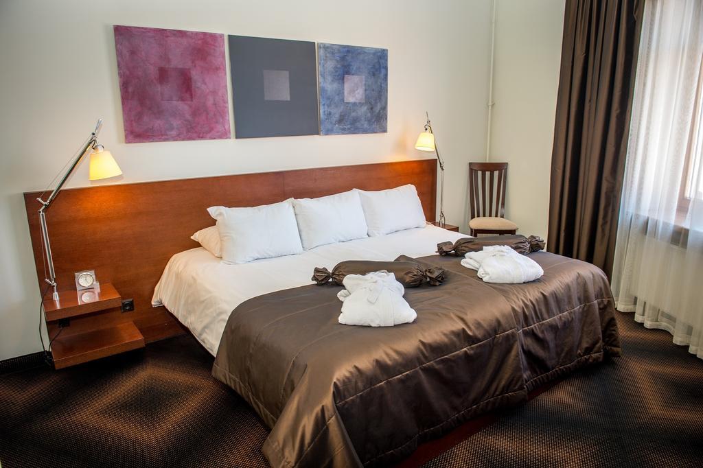 Rixwell Centra Hotel Riga Bagian luar foto
