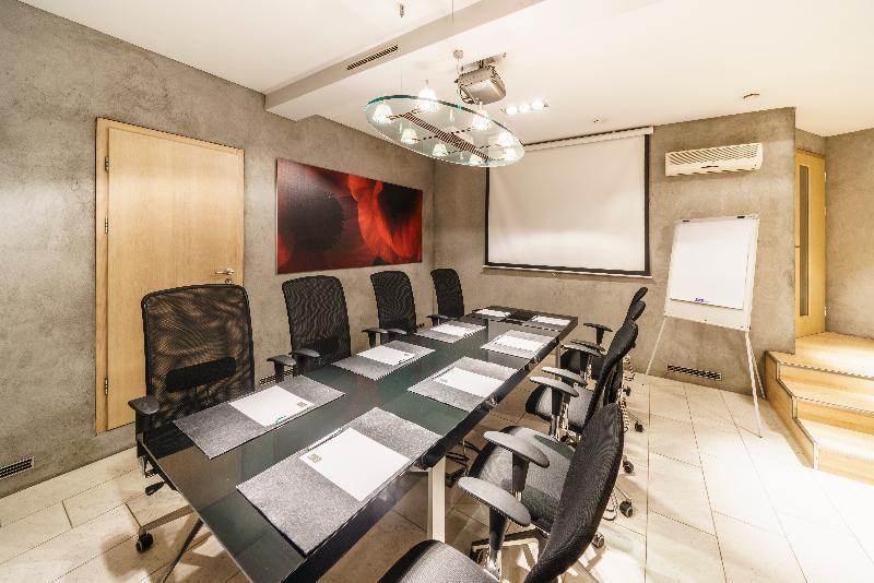 Rixwell Centra Hotel Riga Bagian luar foto