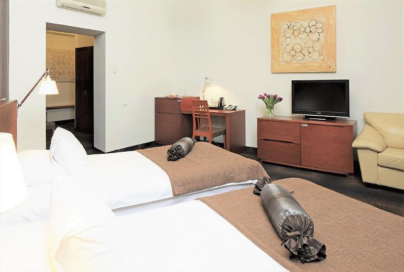 Rixwell Centra Hotel Riga Bagian luar foto