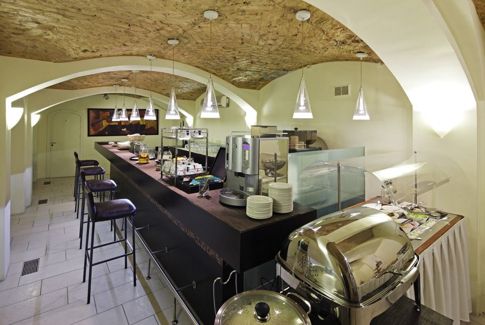 Rixwell Centra Hotel Riga Bagian luar foto